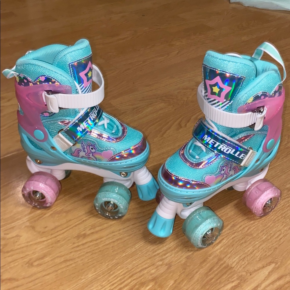 METROLLER Kids Roller Skates Girls Adjustable,Shining Wheels Little Unicorn